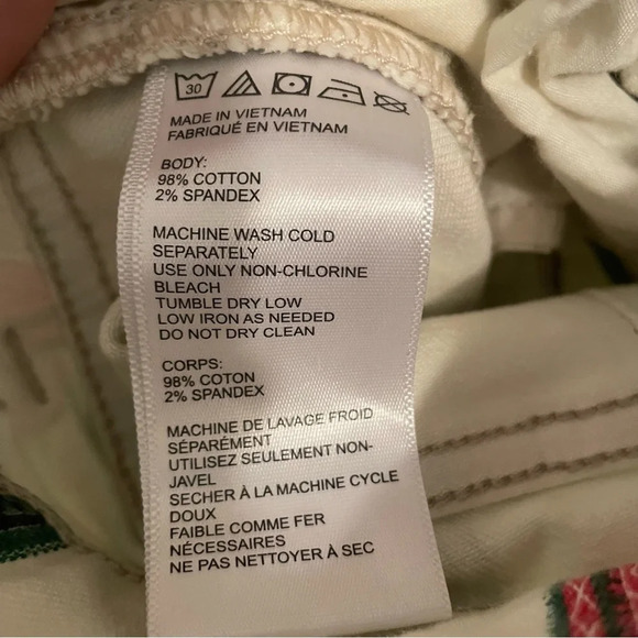 Urban Outfitters BDG Printed Floral Flare Jeans- Size 28 - Picture 6 of 7